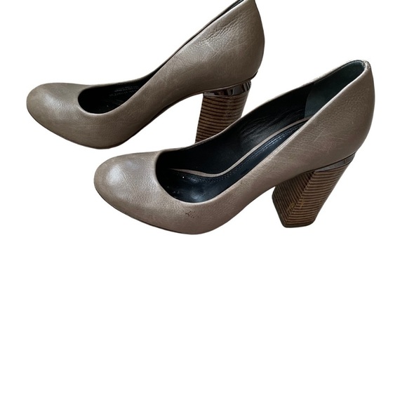 Tory Burch Banana Heel Pumps Size 7 - Picture 1 of 12